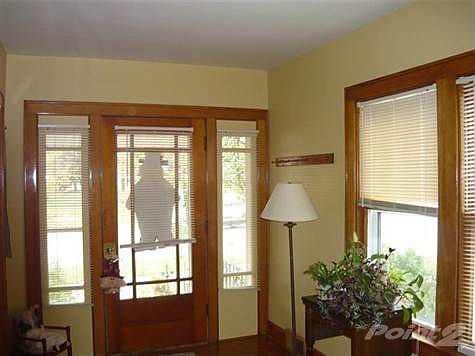 3rd image of 1416 Langley Ave