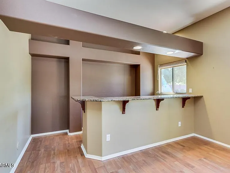 1705 E Coconino Dr — Photo 10