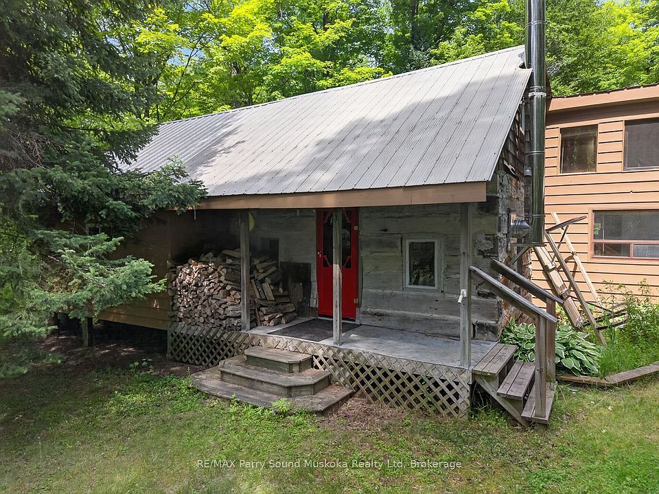 1st image of 32 Shady Maple Trl