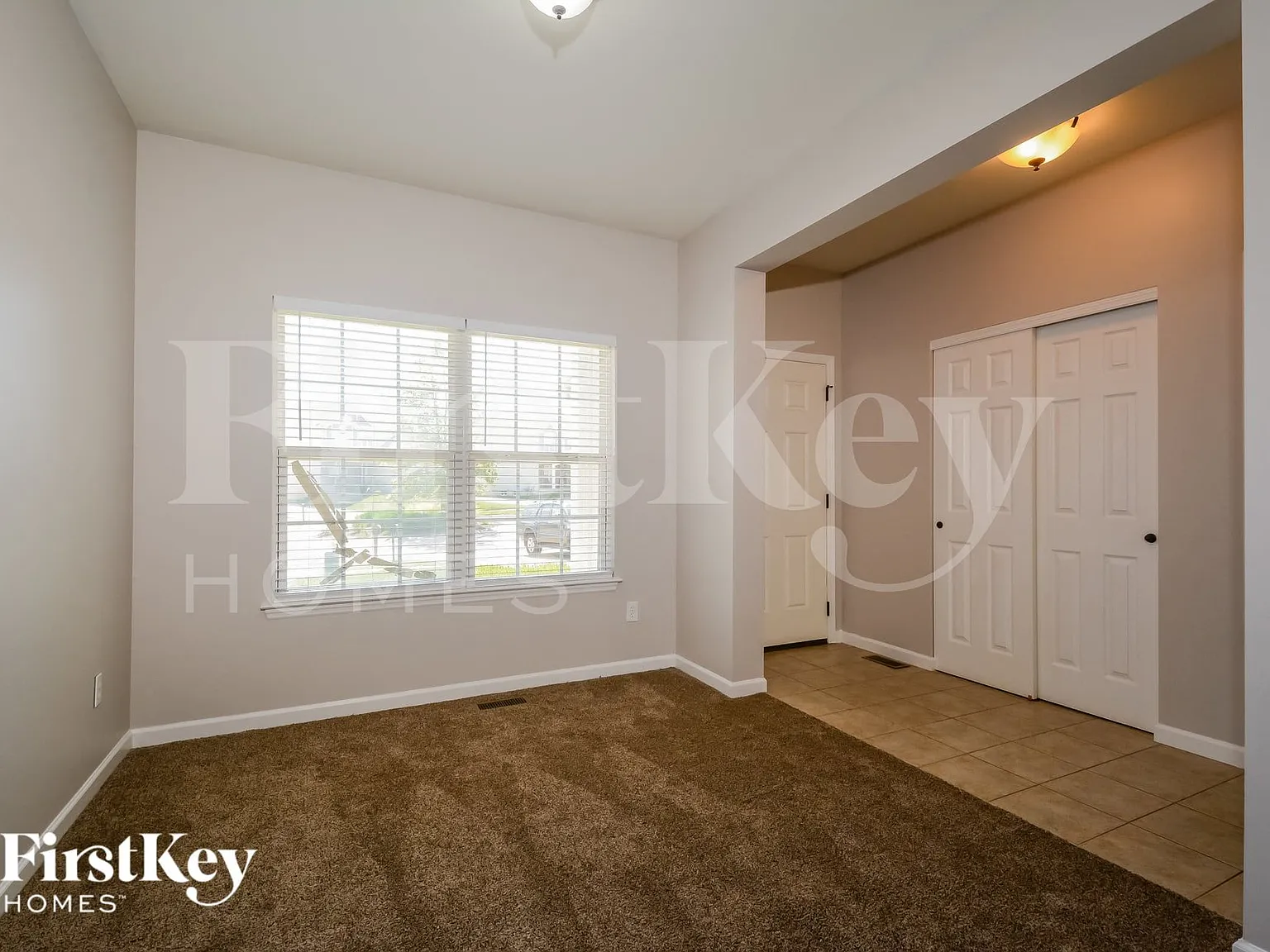 4 bed, 2.5 bath, 2136 sqft, $3,195 — Photo 3