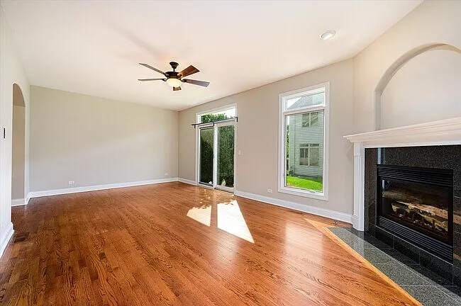 172 Mayo Ct — Photo 11