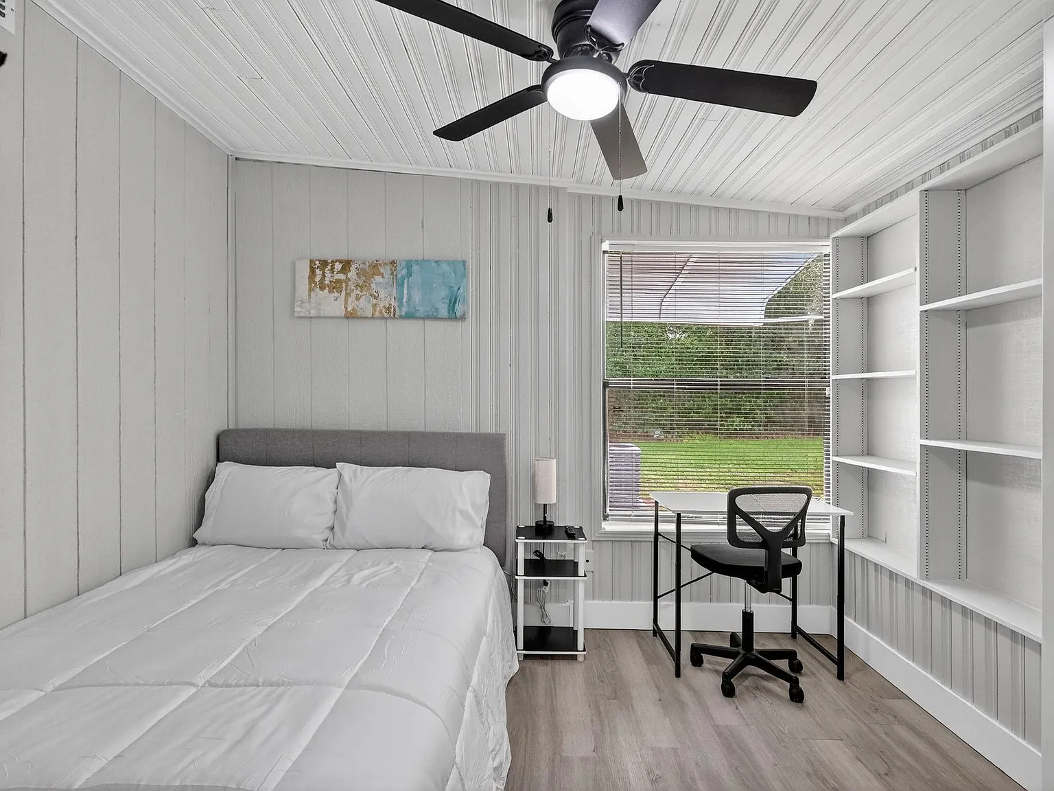 4 bed, 3.0 bath, 1759 sqft, $715 — Photo 2