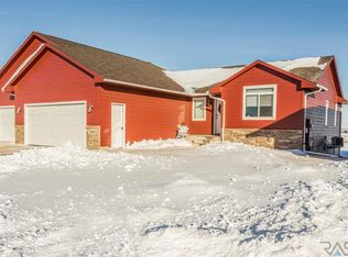 8608 W Nikita Dr, Sioux Falls, SD 57106
