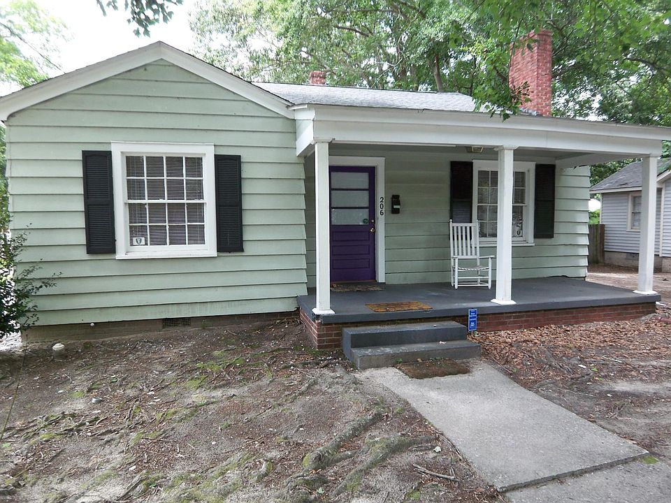 1st image of 206 S Summit St