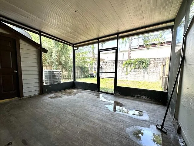 11228 Shady Glen Dr — Photo 4
