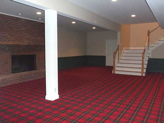 5th image of 1059 Jefferson Ct