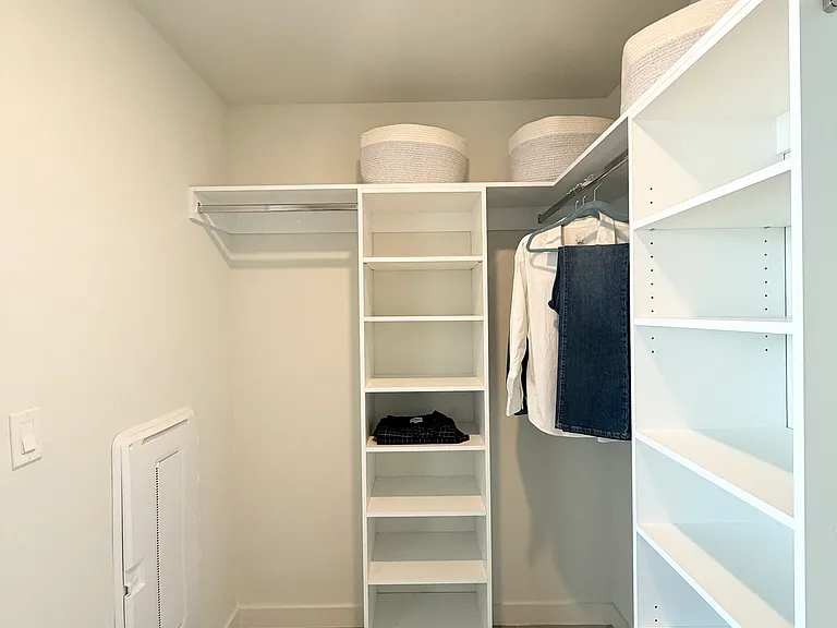 166 NW 29th St #3 — Photo 12