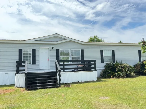299 Tina St, Lyons, GA 30436