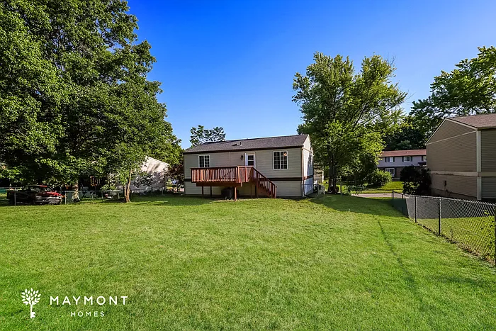 1137 Beechridge Ct — Photo 12