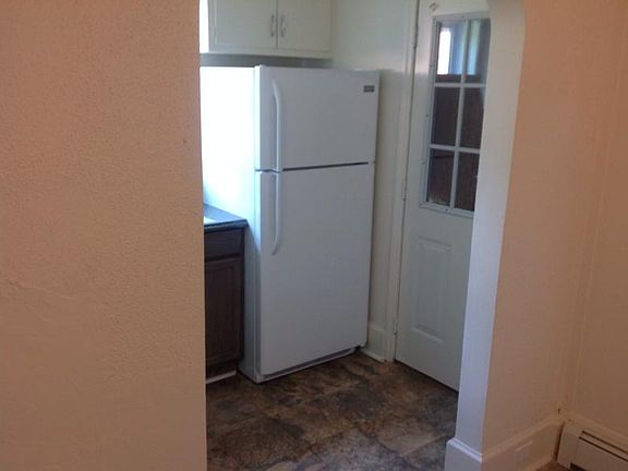 2nd image of 2464 Market St