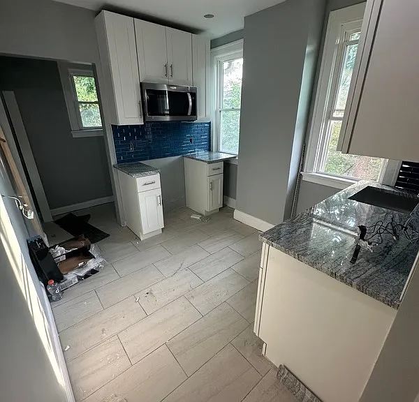411 Catherine St #2 — Photo 8