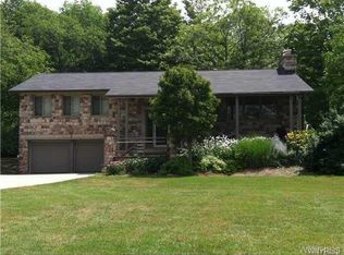 13995 Centerline Rd, Strykersville, NY 14145