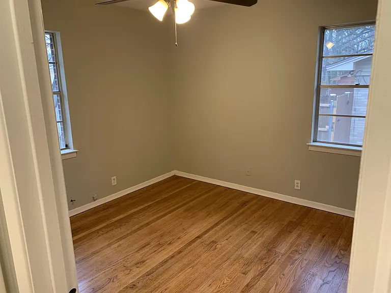 2203 Mercedes Rd — Photo 9
