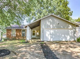1339 Red River Dr, Saint Louis, MO 63138