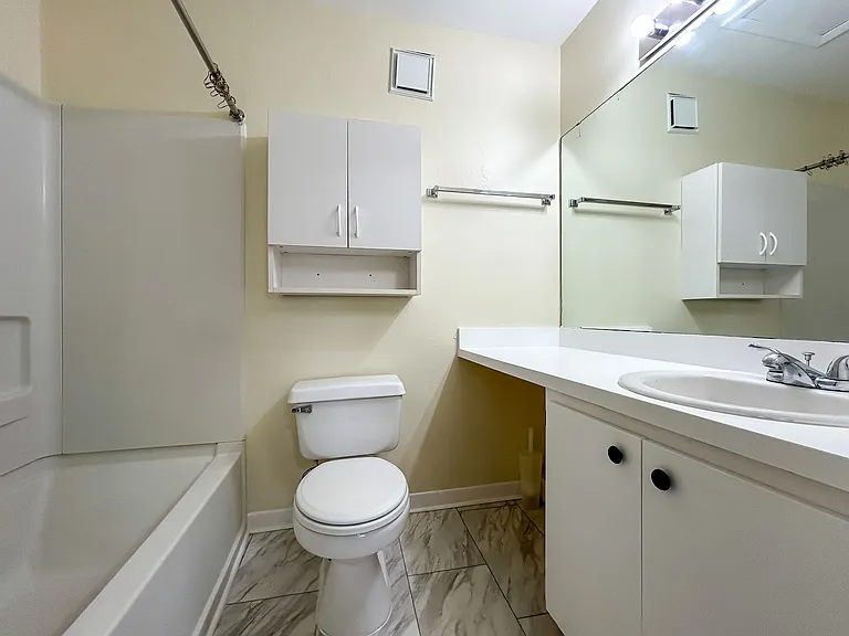 3800 SW 20th Ave #511B — Photo 11