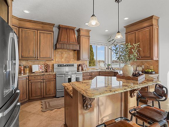 3rd image of 101 Pelican Dr