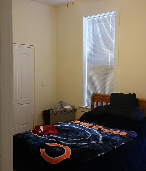 Bedroom photograph 1