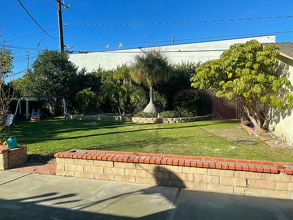 Backyard shared with other side of duplex. Own patio area for each side of duplex.
