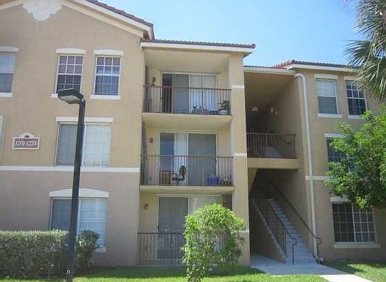 1st image of 1211 Villa Circle #1211