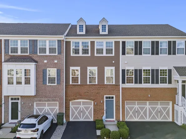 162 Waypoint Drive, Eatontown, NJ 07724