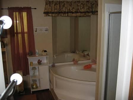 3rd image of 140 Pinecrest Dr