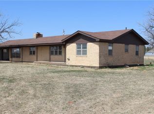 20975 Us Highway 62, Altus, OK 73521