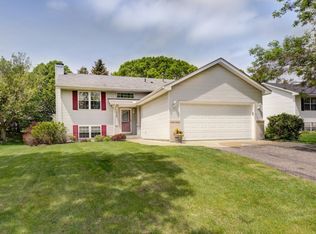 19461 Elmwood Cir, Farmington, MN 55024