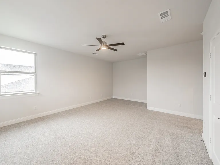 9709 Thorncrown Ln — Photo 29
