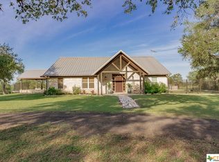 9523 Lower Mission Valley Rd, Victoria, TX 77905