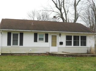 2236 Southern Ave, Kalamazoo, MI 49001