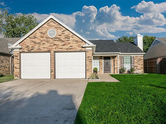 2nd image of 5519 Twin Timbers Dr