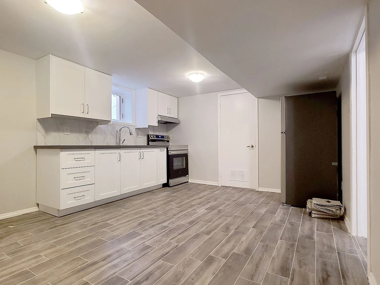 2 bed, $1,895 — Photo 2