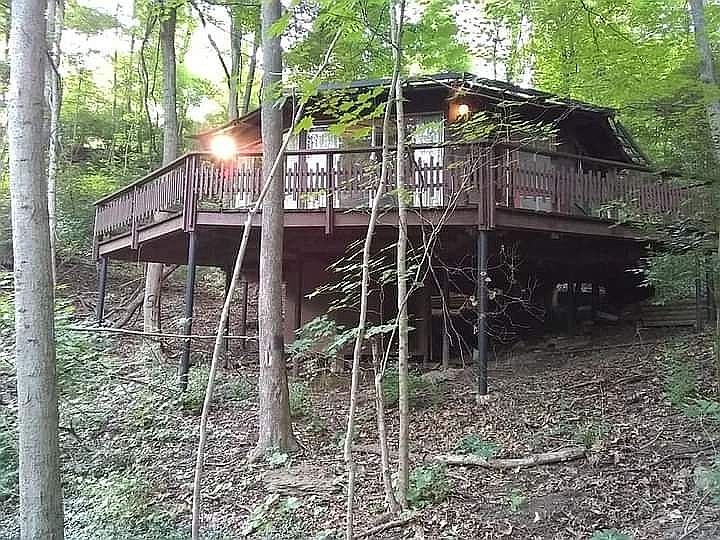 1st image of 299 Parkland Dr