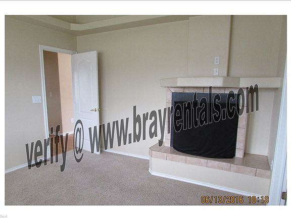 3112 Mountain Brook master bedroom fireplace