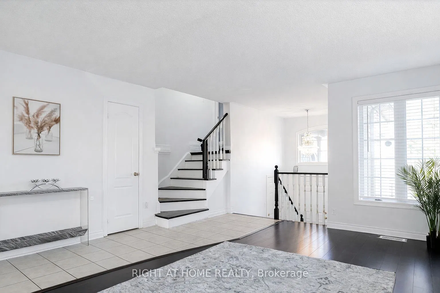 3 bed, $2,799 — Photo 2
