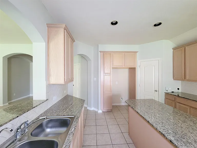 3735 Tidalwood Dr — Photo 16