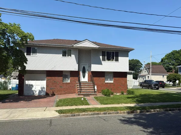267 Wright St, Westbury, NY 11590