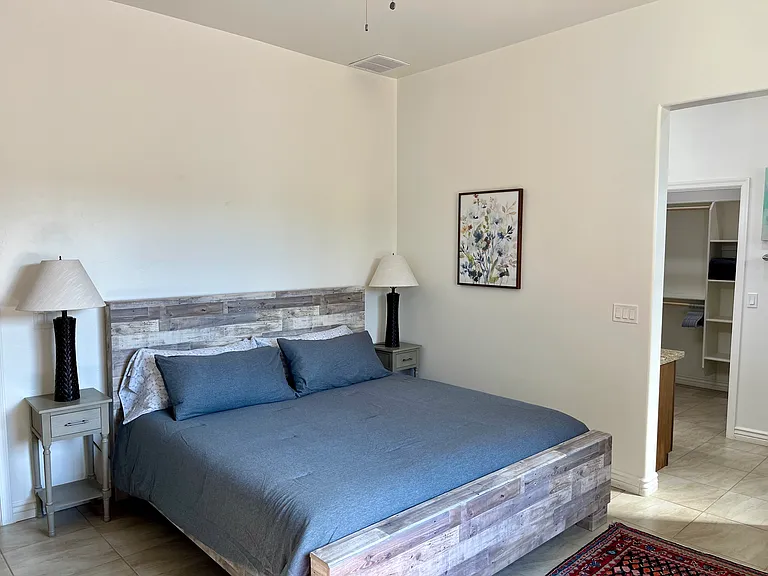 2246 Calle Palo Parado — Photo 8