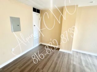 9801 E Kentucky Rd #H, Independence, MO 64053