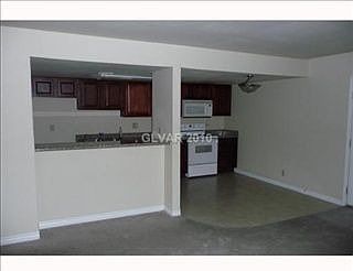 3rd image of 5062 River Glen Dr Unit 153