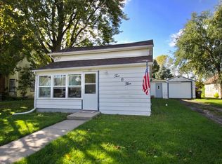 205 Summitt St, Poplar Grove, IL 61065