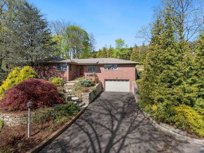 737 Hemlock Dr, Oradell, NJ, 07649