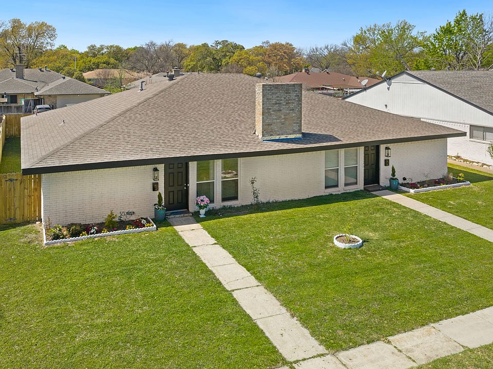 1st image of 308 Candlewood Pl