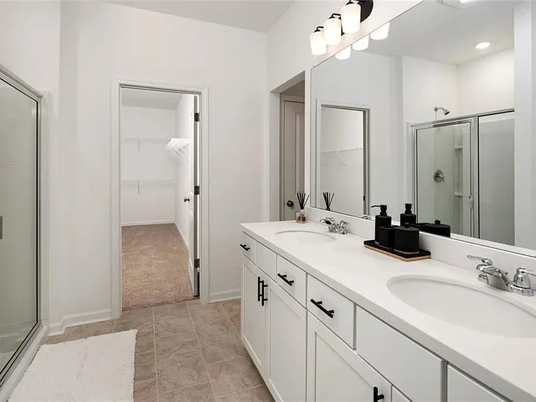 1735 Wellston Dr — Photo 10
