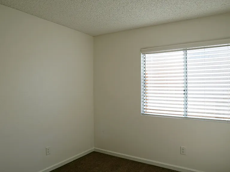 80675 Harvard Ct — Photo 17