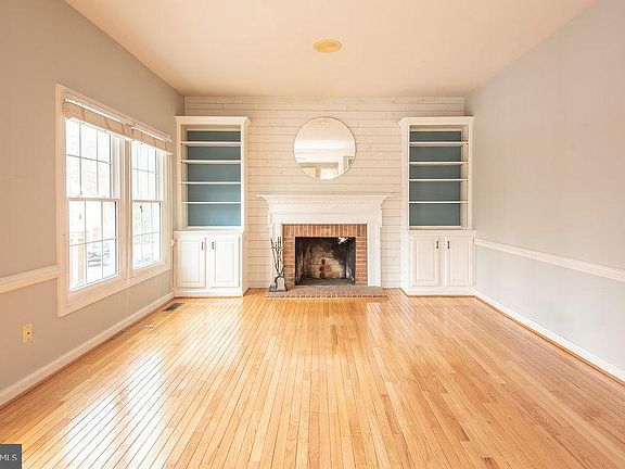 4th image of 7216 Token Valley Rd