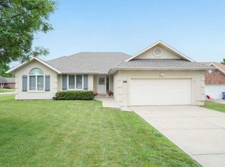 3443 S Briarwood Ct, Springfield, MO 65807