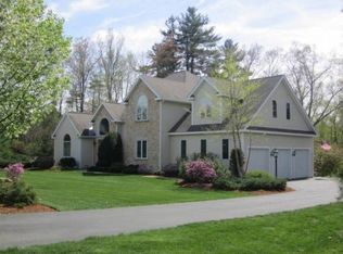 48 Colonel Daniels Dr, Bedford, NH 03110