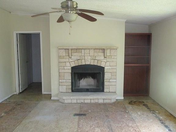 4th image of 2288 Sonesh Cir