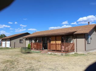 18639 S Baby Hamilton Rd, Peeples Valley, AZ 86332